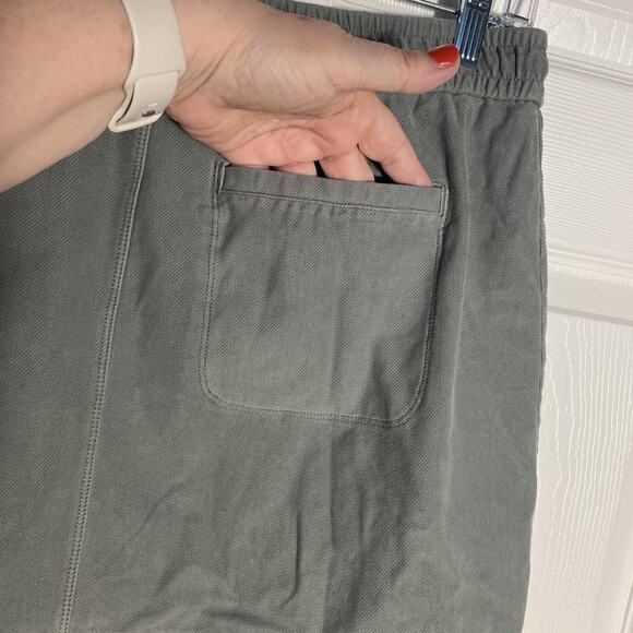 Athleta Skirt Women 8 Green Farallon Utility Mini Athleisure Comfort Stretch - Picture 4 of 9